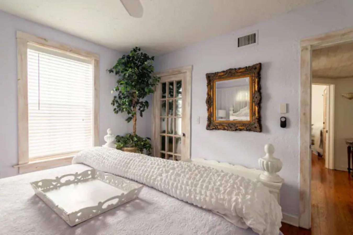Tropical Designer House In Heart Of Antique Row Wpb Villa West Palm Beach Exterior photo