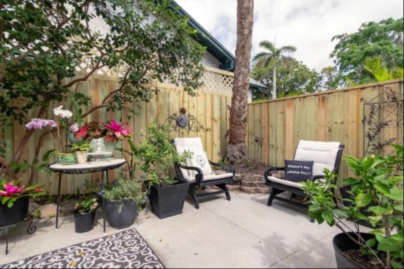 Tropical Designer House In Heart Of Antique Row Wpb Villa West Palm Beach Exterior photo